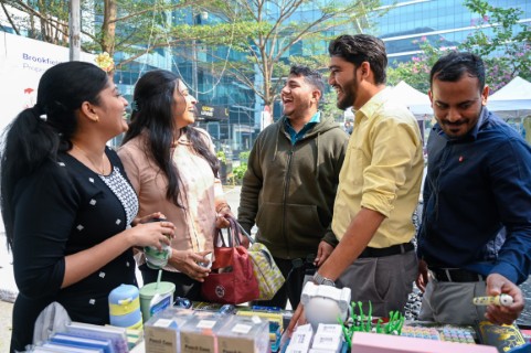 Flea Market (13).jpg